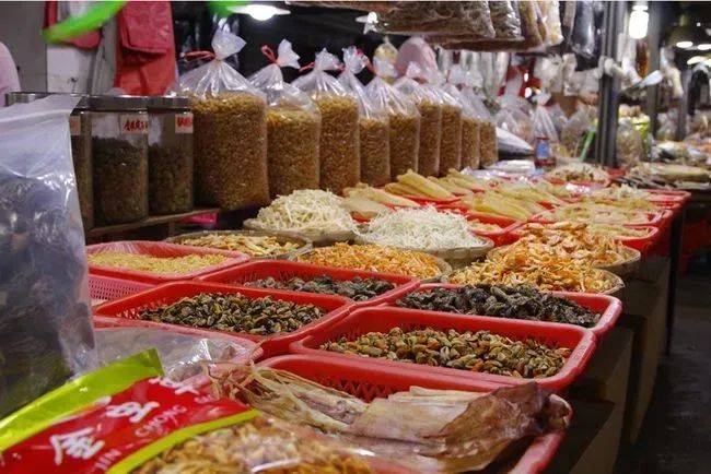 超值周末游 僅89元打卡黑沙灣與臺(tái)山白沙海味干貨批發(fā)街